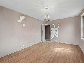 123-35 82nd 4D, Kew Gardens NY 11415