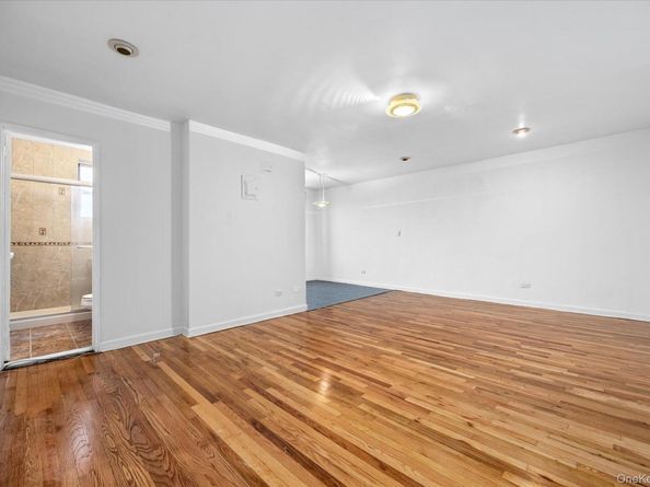 67-30 Clyde Street 6G, Forest Hills NY 11375