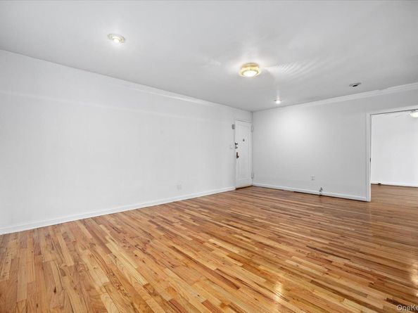 67-30 Clyde Street 6G, Forest Hills NY 11375