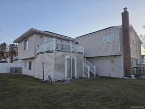 98 Andrew Avenue, Islip Terrace NY 11752
