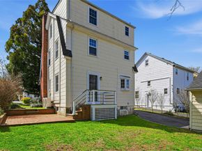 151 Hillcrest Avenue, Manhasset NY 11030