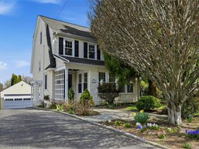 151 Hillcrest Avenue, Manhasset NY 11030