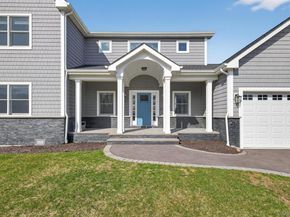 270 Edgewood Avenue, Oakdale NY 11769