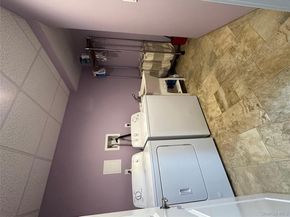 16 Oriole Place, Farmingville NY 11738