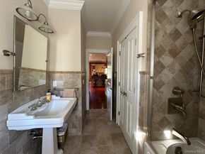 16 Oriole Place, Farmingville NY 11738