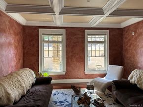 16 Oriole Place, Farmingville NY 11738