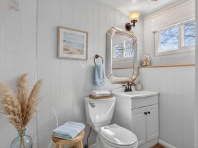 7 Phyllis Drive, East Northport NY 11731