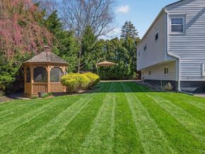7 Phyllis Drive, East Northport NY 11731