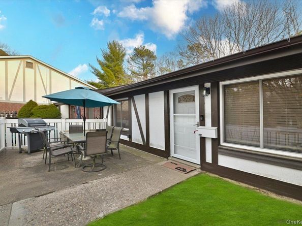 271 Birchwood Road, Medford NY 11763