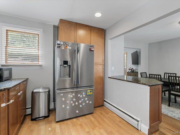 33 Prospect Avenue, Lynbrook NY 11563