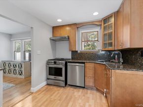 33 Prospect Avenue, Lynbrook NY 11563