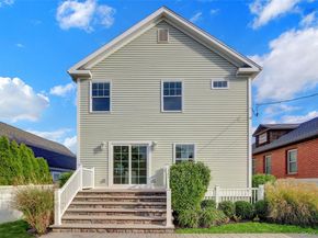 538 W Walnut Street, Long Beach NY 11561
