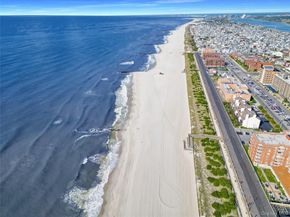 538 W Walnut Street, Long Beach NY 11561
