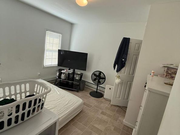 33 Linden Avenue, Hempstead NY 11550
