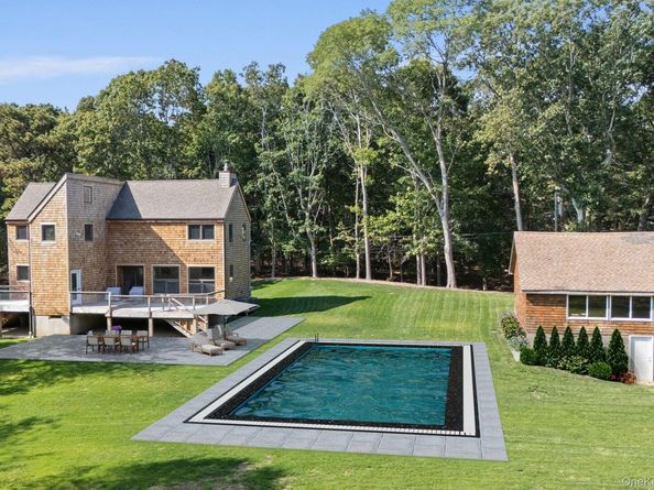 3630 Soundview Avenue, Peconic NY 11971