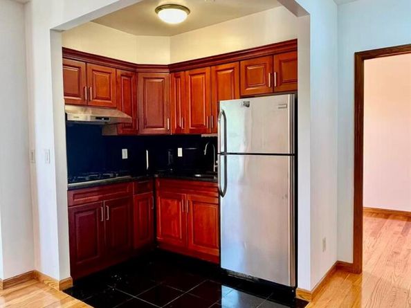 7177 159th Street 3D, Fresh Meadows NY 11365