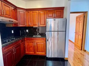 7177 159th Street 3D, Fresh Meadows NY 11365