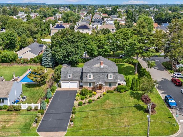 10 Field Avenue, Hicksville NY 11801