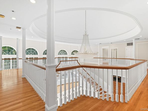 10 Cooper Road, Scarsdale NY 10583