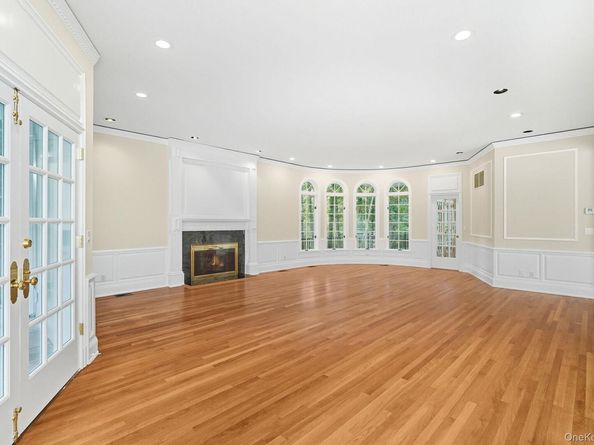 10 Cooper Road, Scarsdale NY 10583