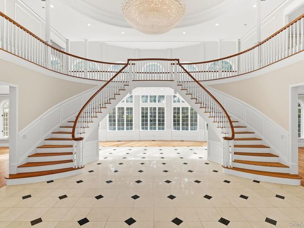 10 Cooper Road, Scarsdale NY 10583