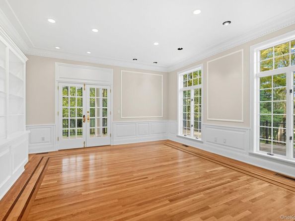 10 Cooper Road, Scarsdale NY 10583