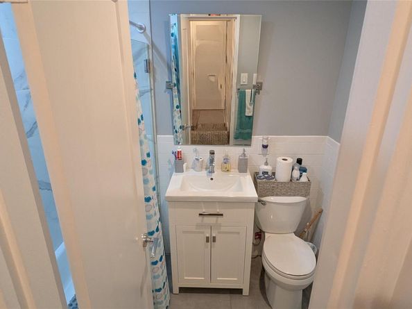 1 E Broadway 2B, Long Beach NY 11561