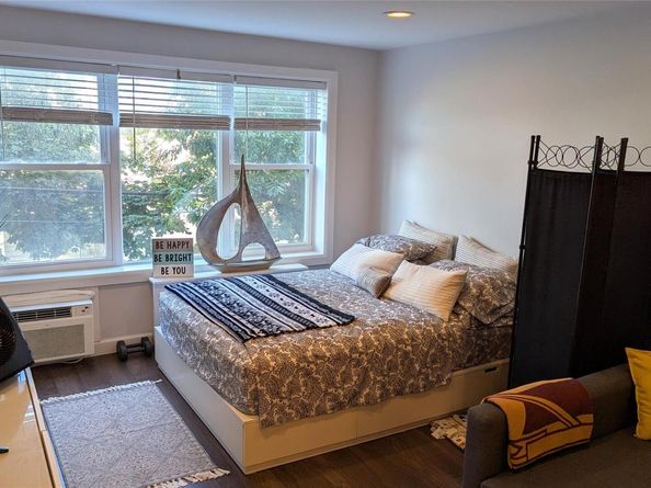 1 E Broadway 2B, Long Beach NY 11561