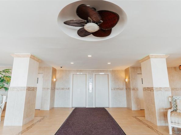 1 E Broadway 2B, Long Beach NY 11561