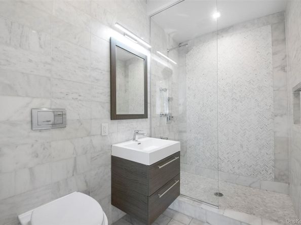 1769 E 13th Street 4B, Brooklyn NY 11229