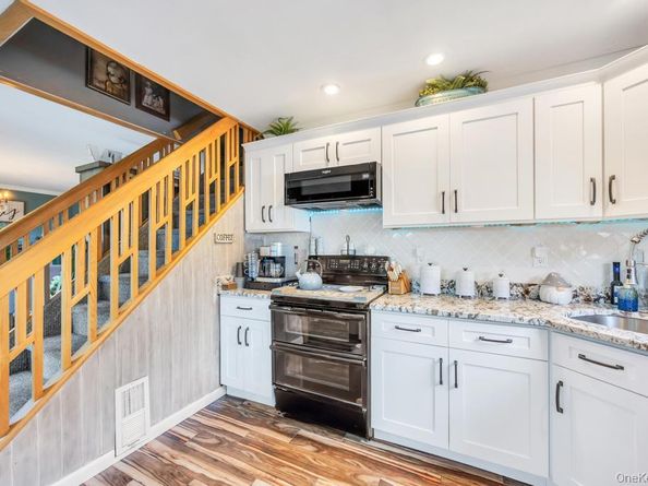 63 Silver Lane, Levittown NY 11756