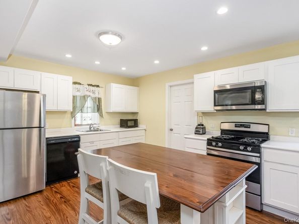 116 Frank Ct Court, Brooklyn NY 11229