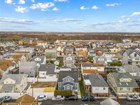 116 Frank Ct Court, Brooklyn NY 11229
