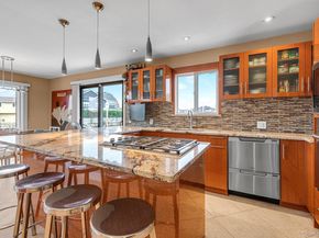 1130 Hayes Place, Baldwin Harbor NY 11510