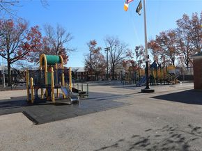 71-21 252 Street 191A, Bellerose NY 11426