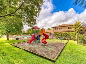 100 Daly 202, Oceanside NY 11572