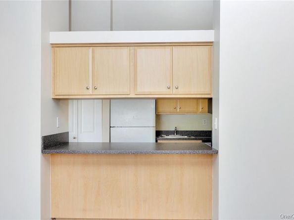 100 Daly 202, Oceanside NY 11572