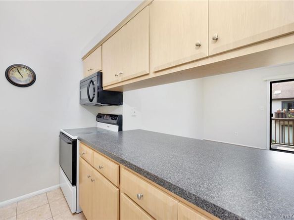 100 Daly 202, Oceanside NY 11572