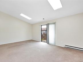 100 Daly 202, Oceanside NY 11572