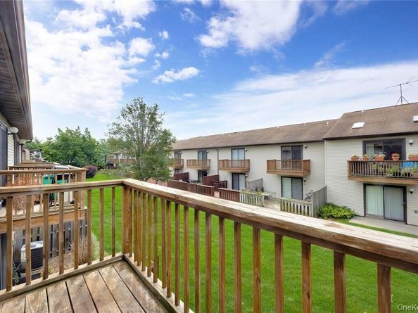 100 Daly 202, Oceanside NY 11572