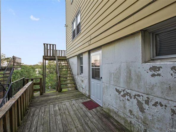 372 Sommerville Place, Yonkers NY 10703