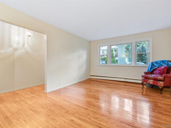 372 Sommerville Place, Yonkers NY 10703