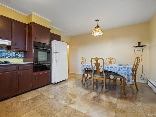 372 Sommerville Place, Yonkers NY 10703