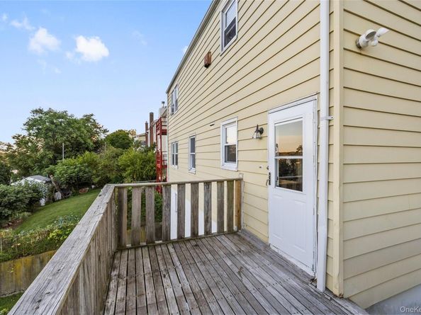 372 Sommerville Place, Yonkers NY 10703
