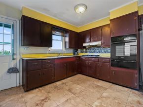 372 Sommerville Place, Yonkers NY 10703