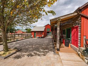 2746 Sound Avenue, Riverhead NY 11901