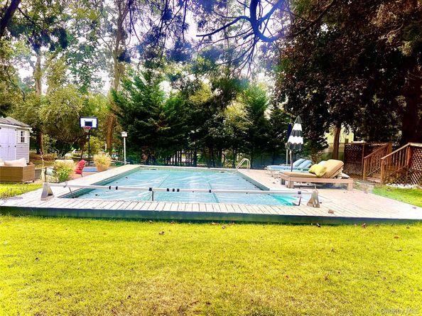 16 Lilac Road, Westhampton Beach NY 11978