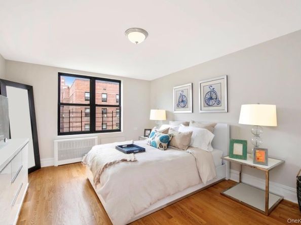 13317 Sanford Avenue 6N, Flushing NY 11355