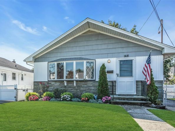 148 William Street, Valley Stream NY 11580