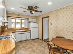 148 William Street, Valley Stream NY 11580